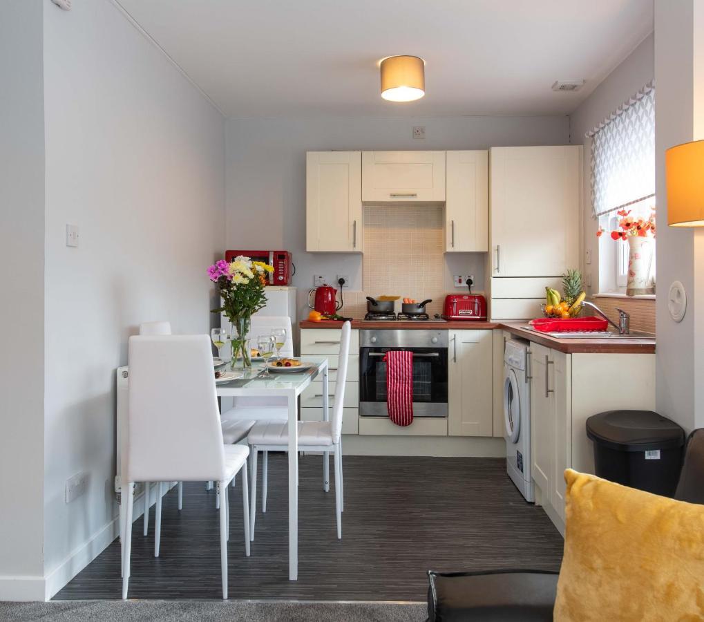 Premier - Wishaw En-Suite Apartment Dış mekan fotoğraf